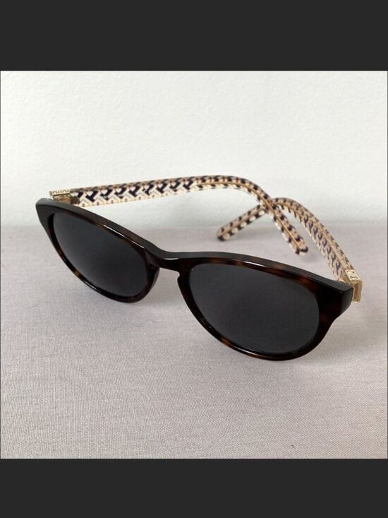 Tory Burch Accessories - Tory Burch Tortoise Shell Black shade Sunglasses Monogram Pattern Prescription
